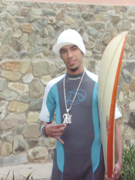 SuRfEuR  ;) LoOoOoL :)